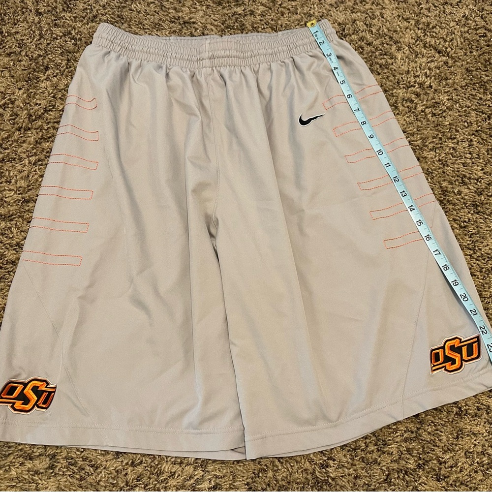 Air Jordan Mens XL Oklahoma State University Basketball Shorts EUC
